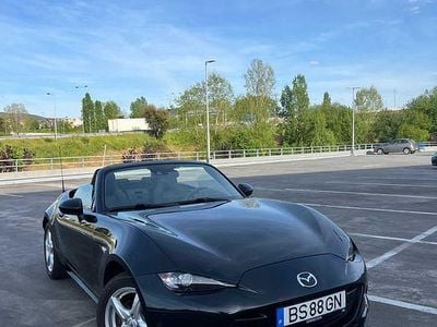 Usado 2015 Mazda MX5 Exclusive-Line Cabrios | € 18.800