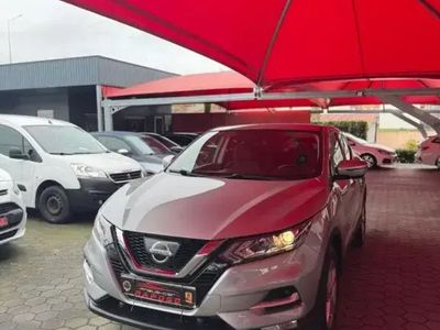 Cinza Usado 2018 Nissan Qashqai N-Connecta SUV | € 18.500 (Preço justo)