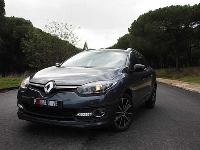 Cinzento Usado 2015 Renault Mégane GrandTour Carrinha | € 8.690 (Preço justo)