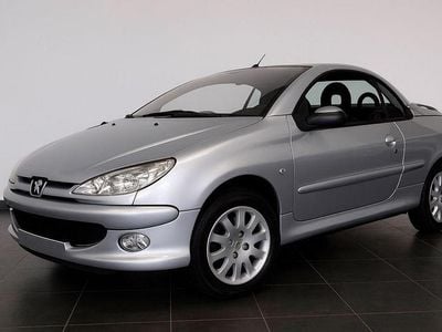 Usado 2002 Peugeot 206 CC Cabrios | € 4.900