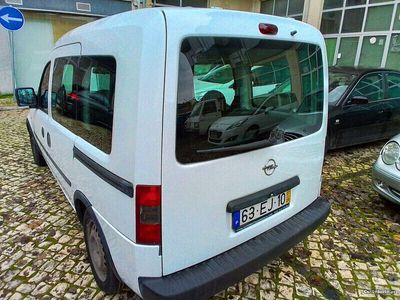 usado Opel Combo 1.3 CDti 5 Lug