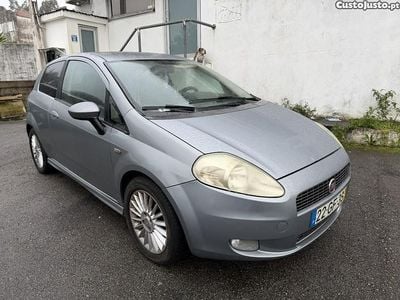 Cinza Usado 2008 Fiat Grande Punto Citadino | € 2.250 (Super Preço)
