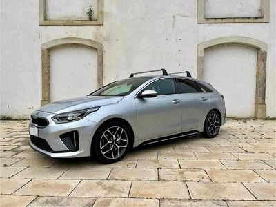 Cinzento Usado 2021 Kia Ceed Citadino | € 17.000 (Preço justo)