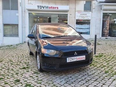 Preto Usado 2010 Mitsubishi Colt Citadino | € 4.490