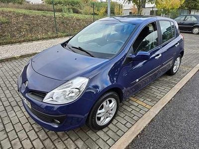 Azul Usado 2007 Renault Clio II Citadino | € 6.000 (Caro)
