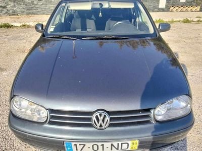 Cinzento Usado 1999 VW Golf III Citadino | € 2.700