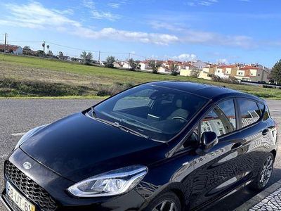 Usado 2018 Ford Fiesta ST-Line Sedan | € 11.800 (Preço justo)