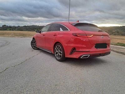 Usado Kia ProCeed GT-Line 120 HP (88 kW) 2019 Carrinha