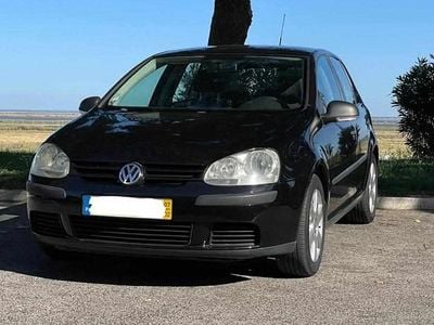 Preto Usado 2007 VW Golf V Citadino | € 5.000