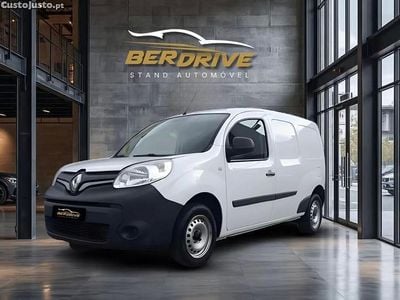 Branco Usado 2021 Renault Kangoo Business | € 12.500 (Preço justo)