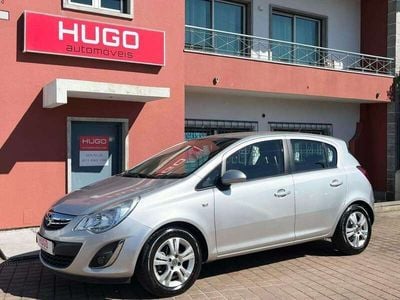 Usado Opel Corsa Cosmo 85 HP (62 kW) 2011 Cinza Citadino