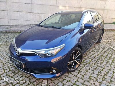 usado Toyota Auris Touring Sports 1.4 D-4D C.+P.Techo+P.Sport