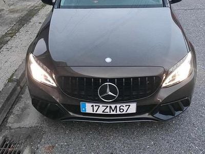 Usado Mercedes C200 136 HP (100 kW) 2015 Outra