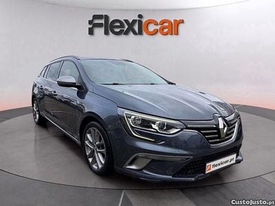Cinza Usado 2017 Renault Mégane GT Line GT-Line Carrinha | € 14.490 (Preço justo)