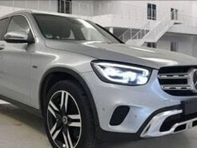 Mercedes GLC300e