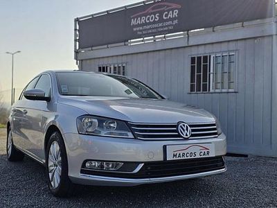 Usado VW Passat 105 HP (77 kW) 2011 Cinza Sedan