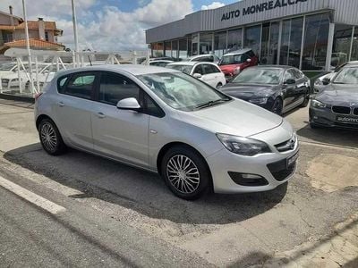 Cinza prata Usado 2013 Opel Astra Cosmo | € 9.900 (Caro)