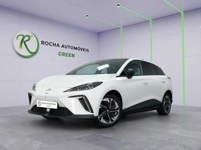 Usado MG MG4 EV 125 kW (170 HP) 2024 Branco Citadino