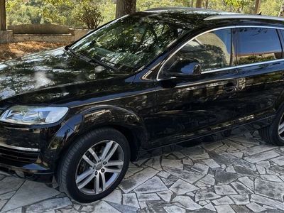 usado Audi Q7 Apenas 200 mil km