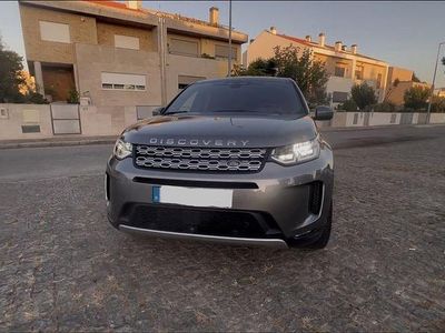 Land Rover Discovery 5