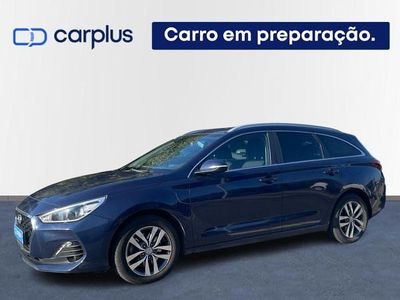 Usado Hyundai i30 Style 120 HP (88 kW) 2019 Azul Carrinha