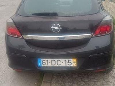 Usado Opel Astra GTC 100 HP (73 kW) 2007