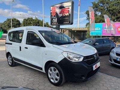 Branco Usado 2019 Dacia Dokker Comfort Monovolume | € 12.990