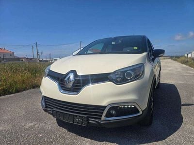 Branco Usado 2015 Renault Captur SUV | € 12.490 (Preço elevado)