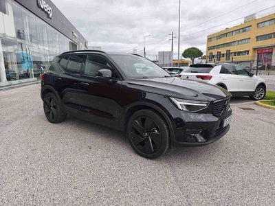 Preto Usado 2025 Volvo XC40 SUV | € 43.490 (Preço justo)