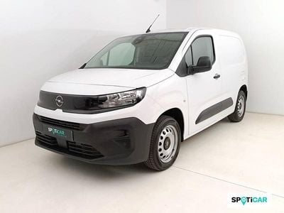 Usado Opel Combo 100 HP (73 kW) 2025 Branco Sedan