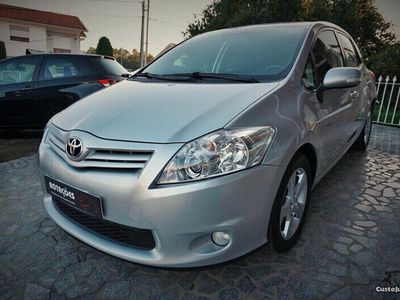 usado Toyota Auris 1.4 D-4D SOL 5P AUTOMÁTICO