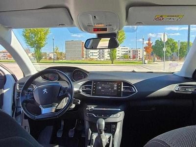 Branco Usado 2016 Peugeot 308 Citadino | € 8.250 (Super Preço)