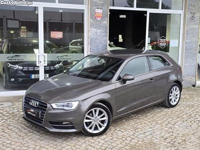 Cinza Usado 2013 Audi A3 Design | € 13.950 (Preço justo)