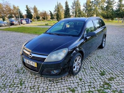 Usado 2005 Opel Astra Cosmo Sedan | € 2.400 (Preço justo)