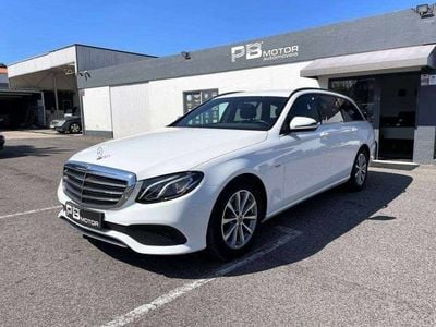 Branco Usado 2019 Mercedes E220 Citadino | € 45.500