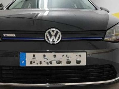 Usado VW e-Golf 85 kW (116 HP) 2015 Cinzento Citadino