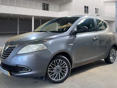 usado Lancia Ypsilon 1.3 MultiJet 95 CV Gold