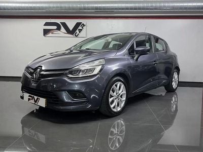 Cinza escuro Usado 2017 Renault Clio IV Luxe | € 10.990 (Bom preço)