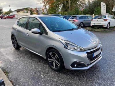 usado Peugeot 208 1.6 HDi Allure