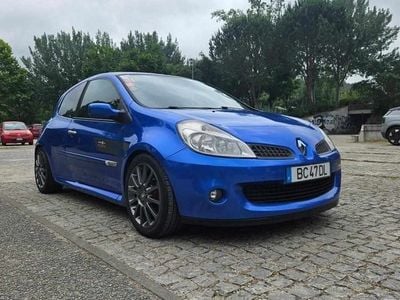 Usado Renault Clio R.S. R.S. 197 HP (144 kW) 2008 Azul Citadino