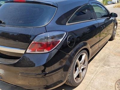 Opel Astra GTC