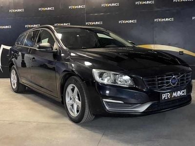 Preto Usado 2015 Volvo V60 Carrinha | € 11.900 (Preço justo)