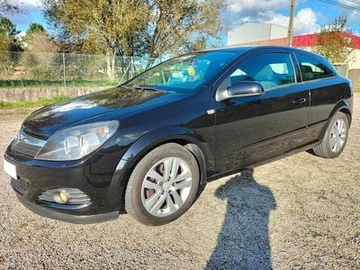 Usado Opel Astra 125 HP (91 kW) 2007 Preto Citadino