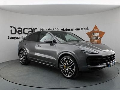 Usado Porsche Cayenne Turbo S 680 HP (500 kW) 2019 Cinzento SUV