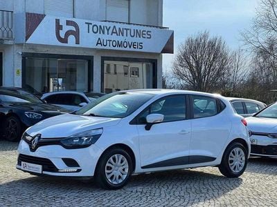 Branco Usado 2016 Renault Clio IV | € 11.900 (Preço justo)