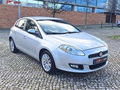 Cinzento Usado 2009 Fiat Bravo Citadino | € 4.490 (Preço justo)