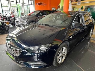 Usado Opel Insignia Innovation 110 HP (80 kW) 2020 Azul Carrinha