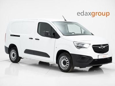 Usado Opel Combo Enjoy 102 HP (75 kW) 2022 Branco Monovolume