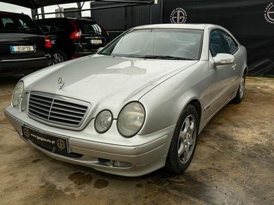 Usado Mercedes CLK230 Avantgarde 193 HP (141 kW) 2000 Cinza Cabrios