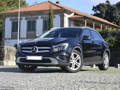 Preto Usado 2015 Mercedes GLA180 Urban SUV | € 19.750 (Preço elevado)